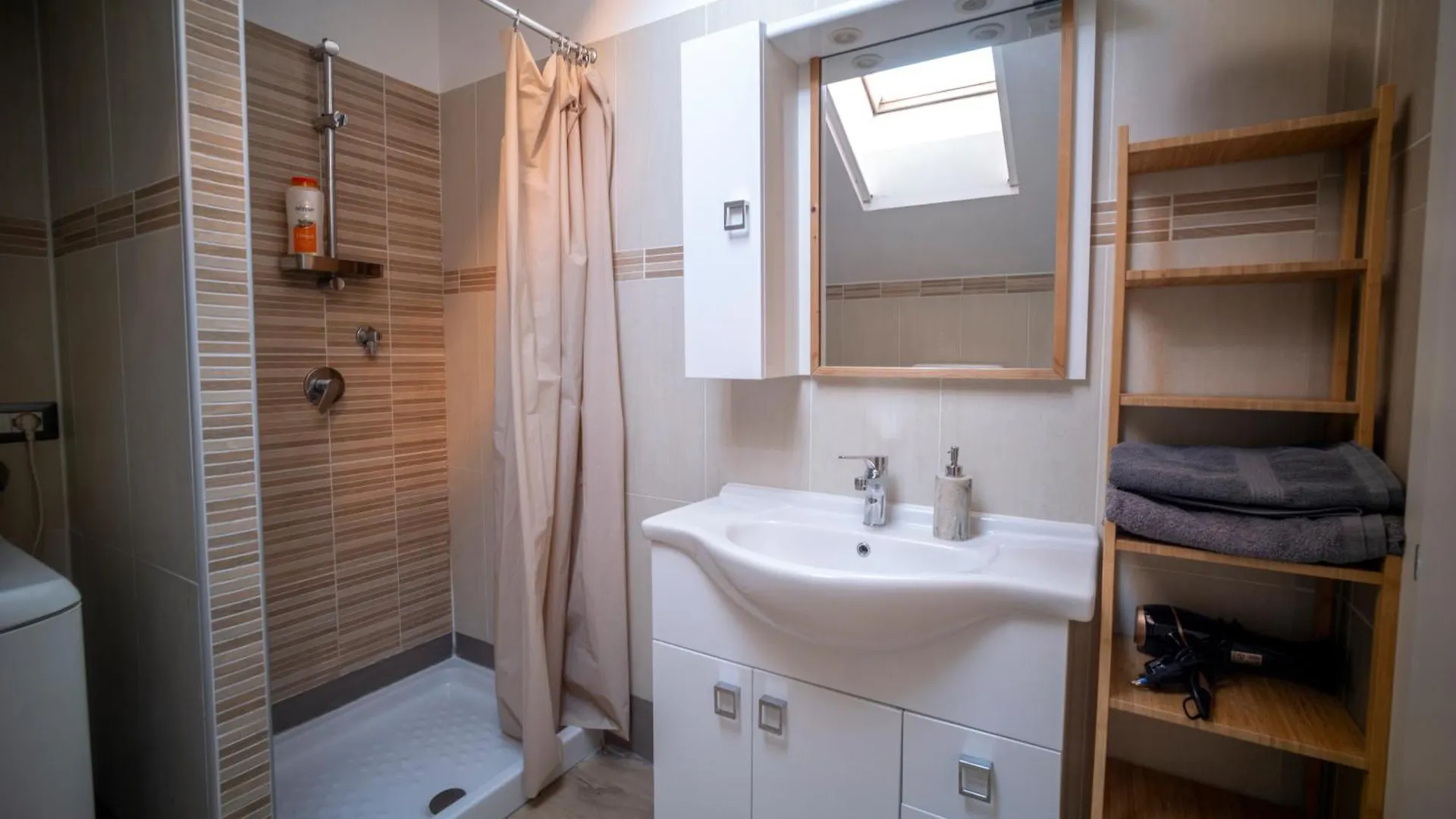 Appartamento Flat With Terrace Close To Forum And Milanofiori Metro Assago